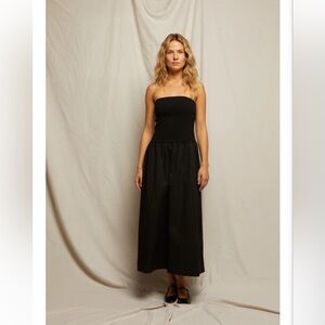 Perfectwhitetee Classic Black Tee